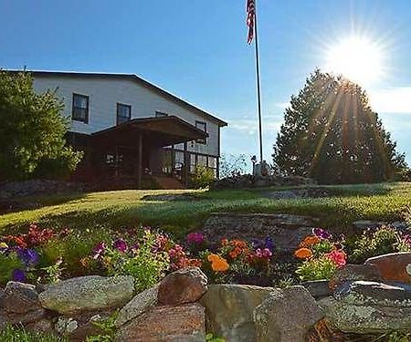 Bear'S Den Lodge Shaunavon Экстерьер фото