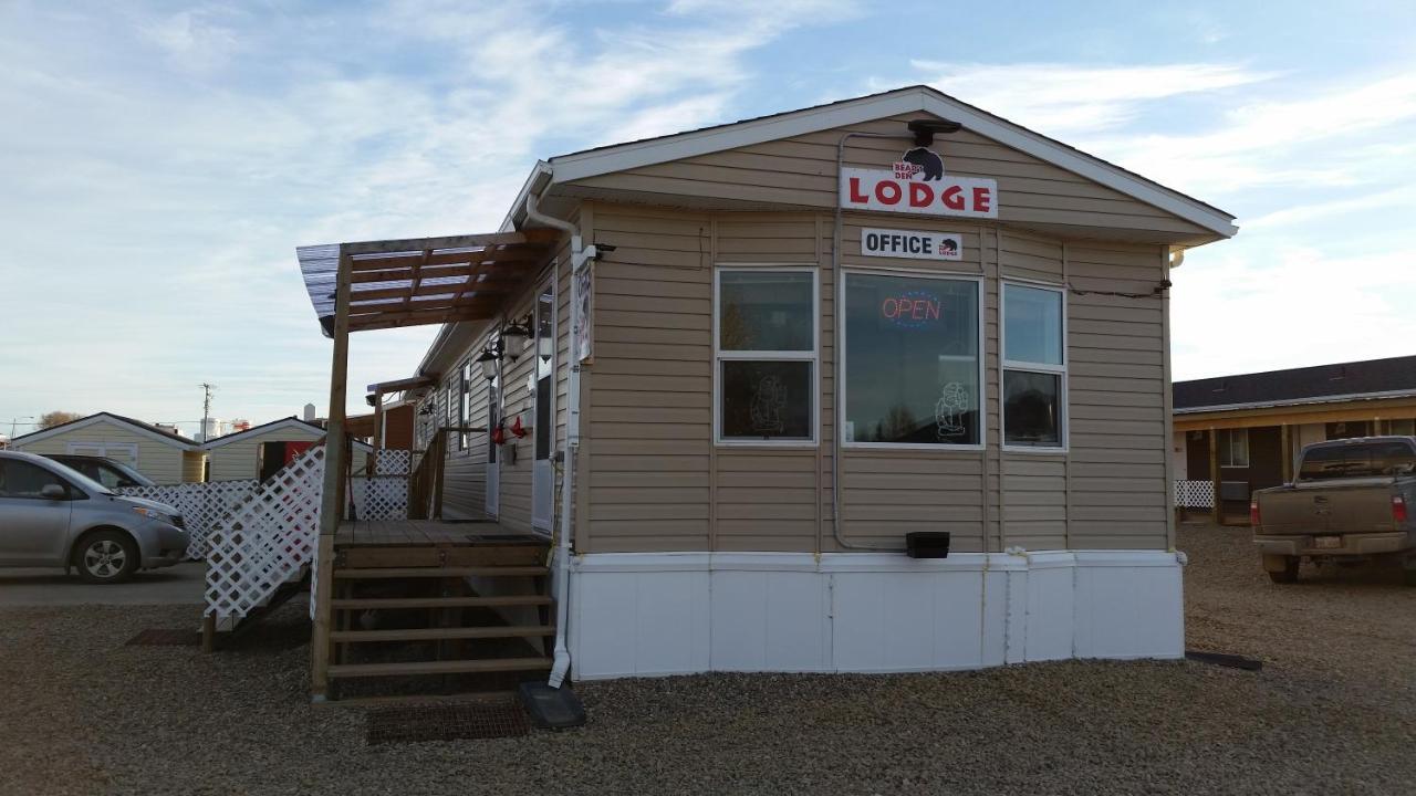 Bear'S Den Lodge Shaunavon Экстерьер фото