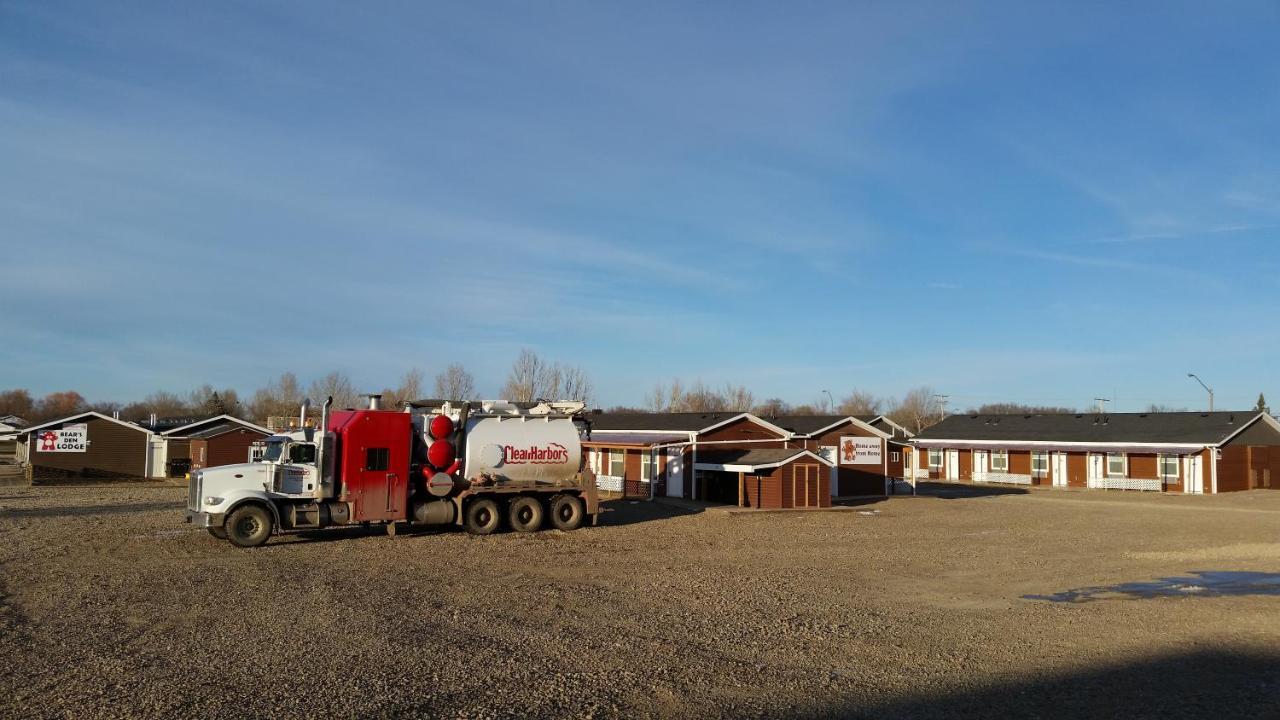 Bear'S Den Lodge Shaunavon Экстерьер фото